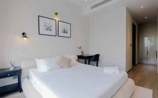 Le Places The Luxury MarQ Saigon Apartment
