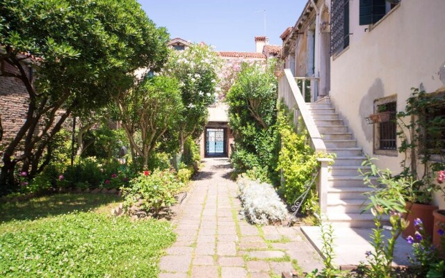 Apartment With 4 Bedrooms In Venezia, With Furnished Terrace And Wifi