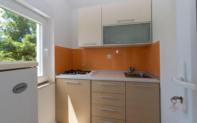 Nice Home in Starigrad With Wifi and 6 Bedrooms