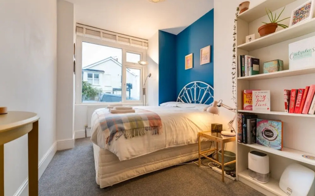 Host Stay Shanklin House