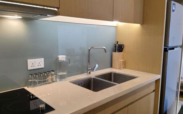 Ocean Suites Apartment