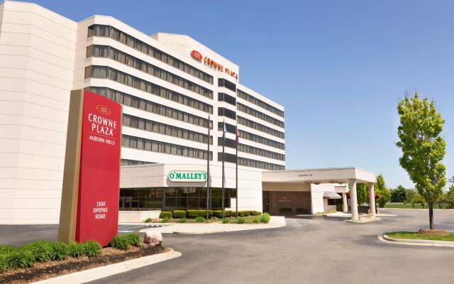 Crowne Plaza Auburn Hills, an IHG Hotel