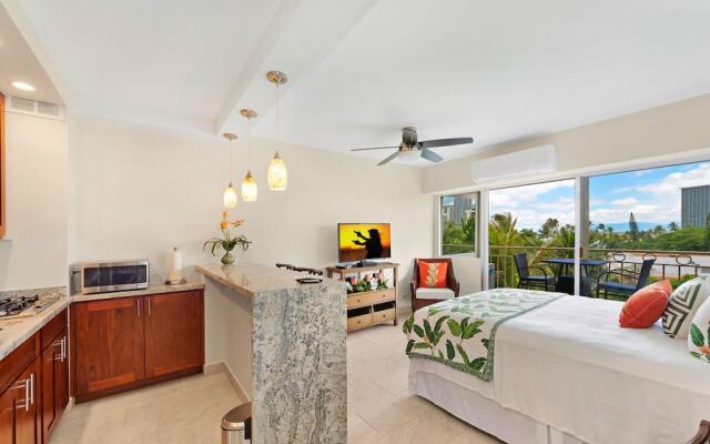 Upgraded Luxury Studio With Ocean Views