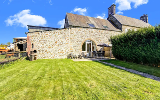 Welcoming Holiday Home in Brainville With Fenced Garden