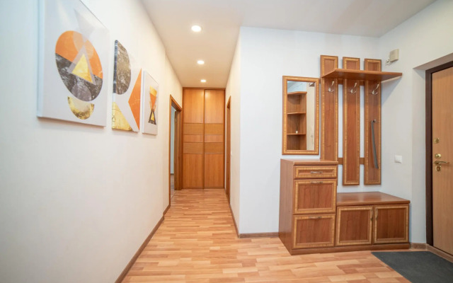 Европа Центр на улице Московская 77