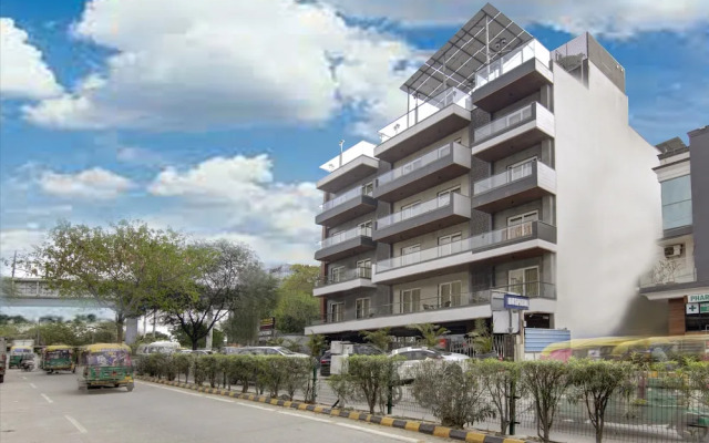 Stepstones Hotels and Inn-DLF PHASE-3
