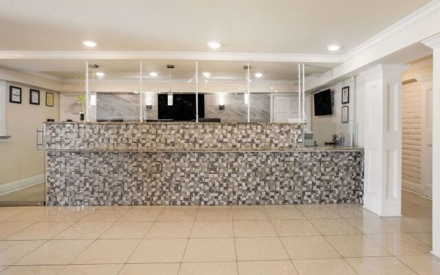 Bhagat Hotels Stone Mountain Atlanta BW Signature Collection