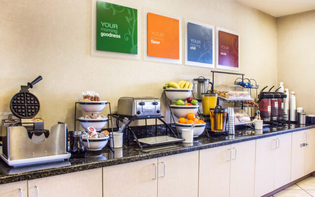 Comfort Inn And Suites