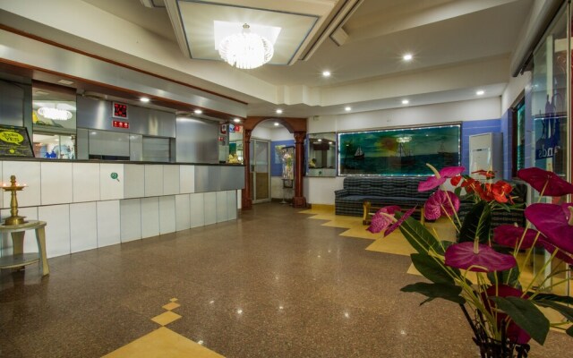 Baywatch Beach Resort