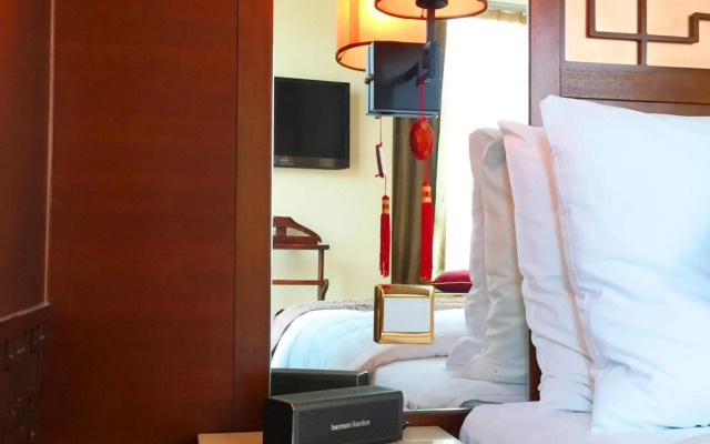 Lan Kwai Fong Hotel @ Kau U Fong