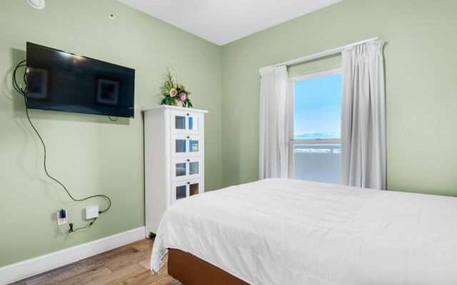 Majestic Beach Towers 1-1210