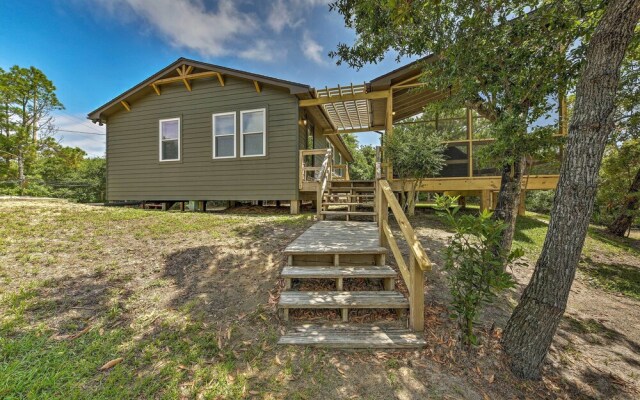 Cozy Cottage < 2 Mi to Cape Hatteras Natl Shore!