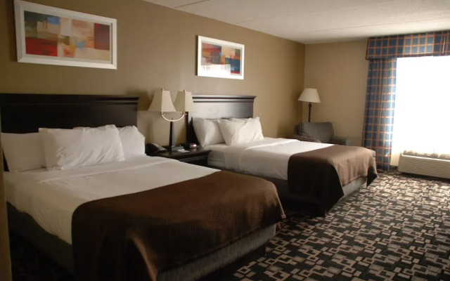 The Plaza Hotel & Suites Winona