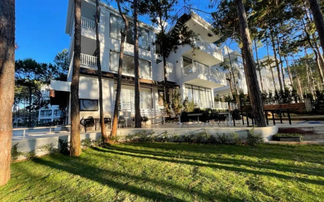 Romeo Juliet Dalat Resort