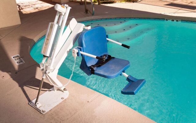 Comfort Inn & Suites At ASU