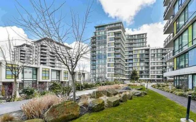 2 Bedroom New Apartment Richmond Centre Skytrain