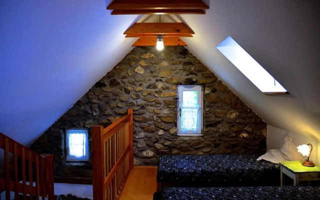 Kapolcs Cottage
