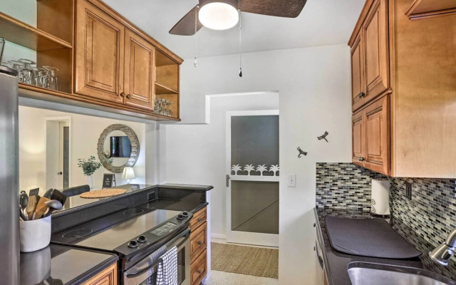 Vibrant Stuart Getaway w/ Private Hot Tub!