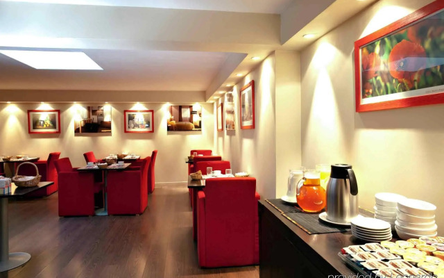 Adagio Access Paris Eiffel Aparthotel