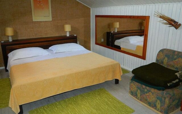Apartments and Rooms Darinka