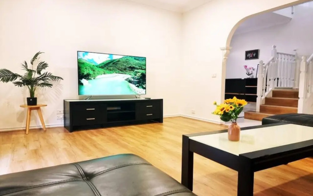 Rosie House - Spacious Comfortable Home