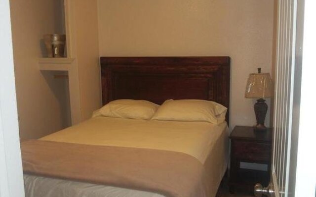 Suites Leon Rojo