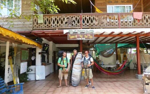 Spanish by the Sea - Bocas - Hostel
