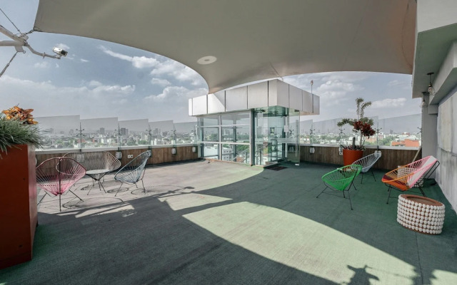 Top Bed Shared Room Men