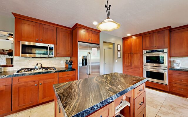 1337 Wildwood Ave Home