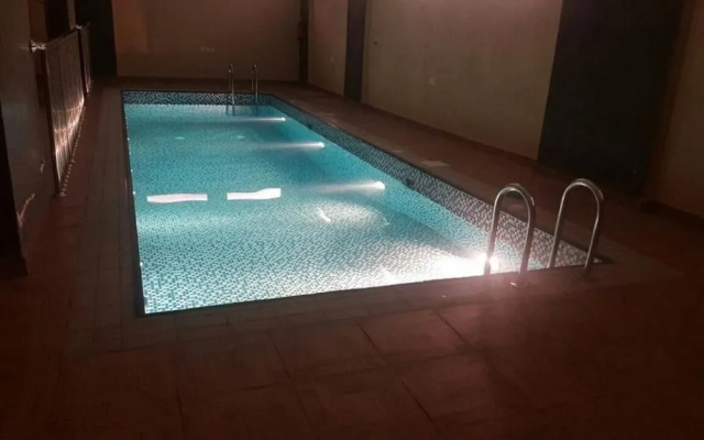 City Center Plaza Aparthotel