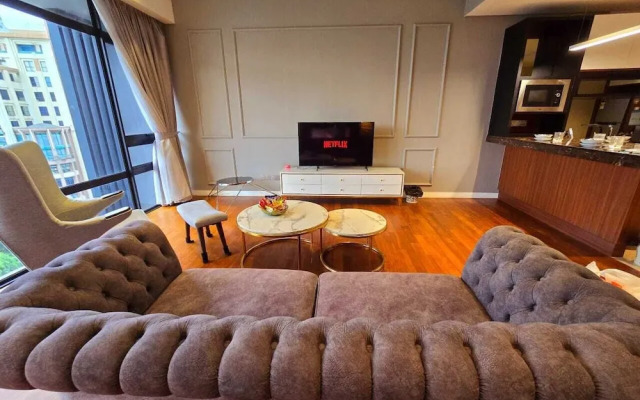 Comfy Studio Anggun KLCC 2PAX Netflix