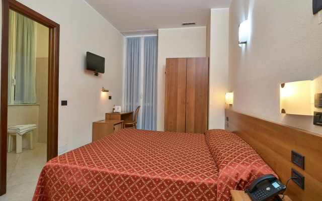 Hotel Careni Villa Italia