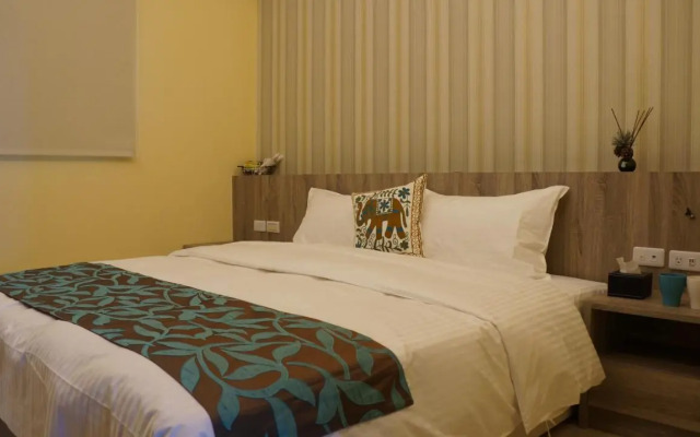 Season Inn