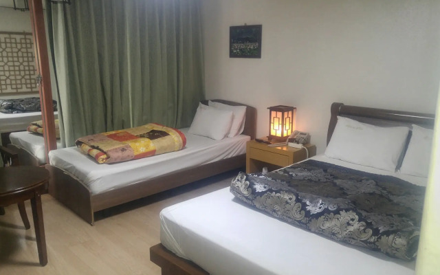 Arirang Hotel