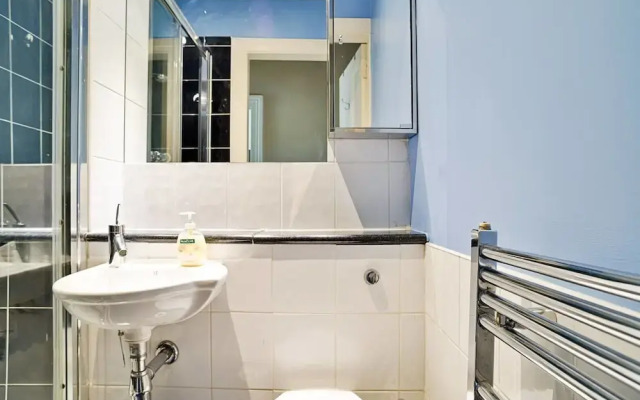 Fabulous location in peaceful New Town cul-de-sac