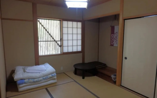 Yuwaku Guesthouse - Hostel