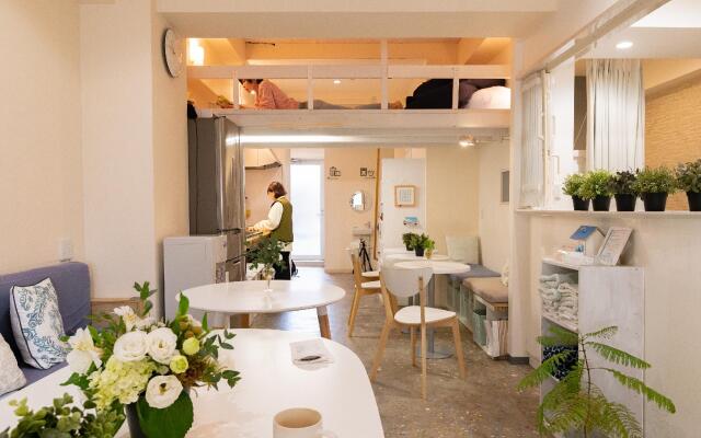 Casa Blanca Guesthouse - Hostel