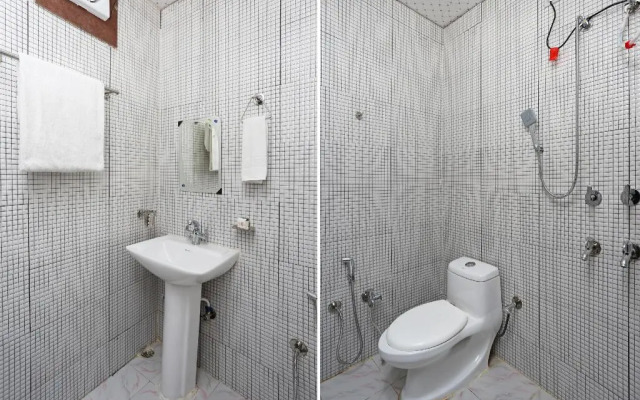 Hotel Raj Rani by OYO Rooms
