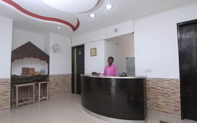 OYO 18557 The Chef Guest House