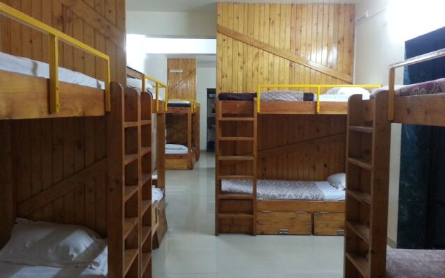 OYO 13328 Rainwood Residency