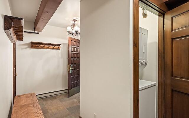 The Enclave at Snowmass by Frias