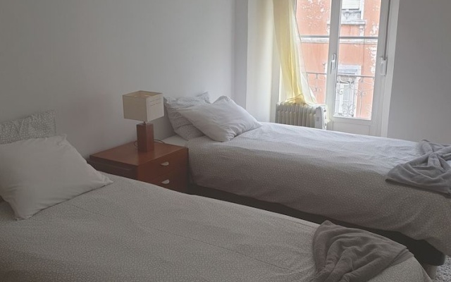 Zuni Apartment