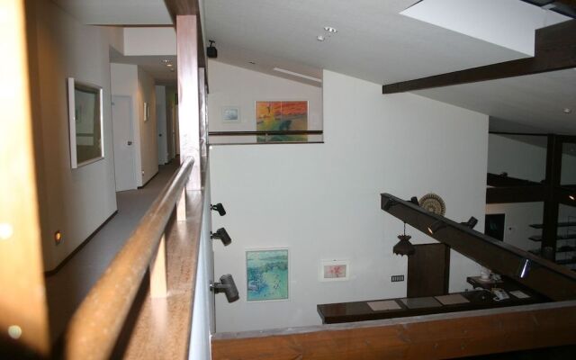 Gallery Court OFA ATU