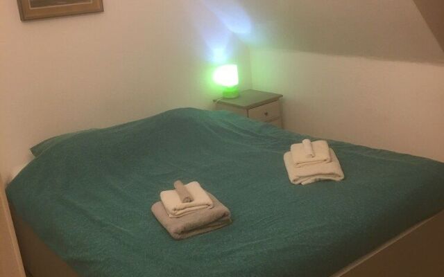 Cosy Rooms in a Villa- B&B Near Wavre