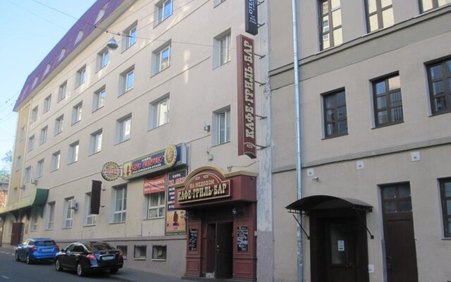 Hotel Na Medovom