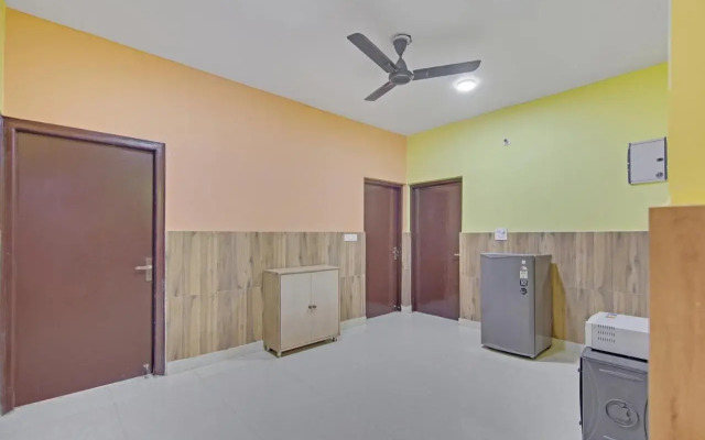 Oyo Home 78927 Elegant Studio Sarita Vihar