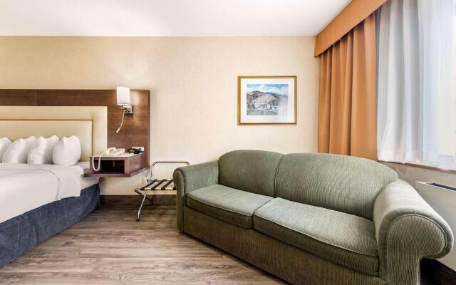 Quality Inn & Suites Gatineau