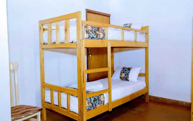 INZOZI AFRICA HOUSE B&B-Kicukiro
