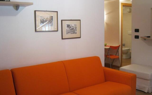 A lancienne fontaine