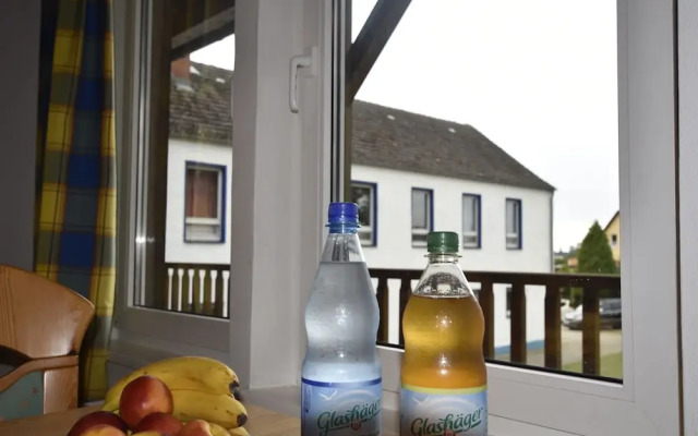 Geraeumige Ferienwohnung in Boddin mit Garten